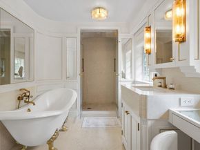 8 Conant Rd, Weston MA 02493