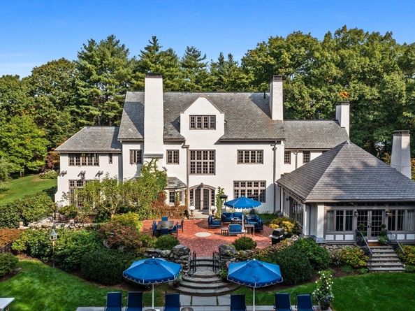8 Conant Rd, Weston MA 02493