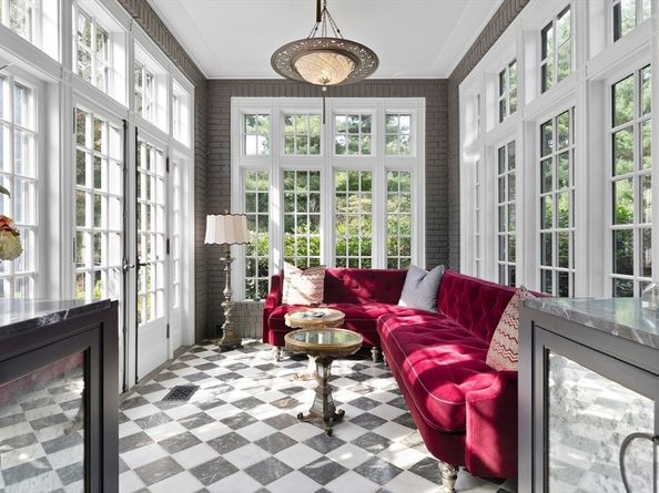 8 Conant Rd, Weston MA 02493