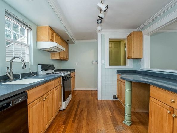 1277 N Main St, Randolph MA 02368