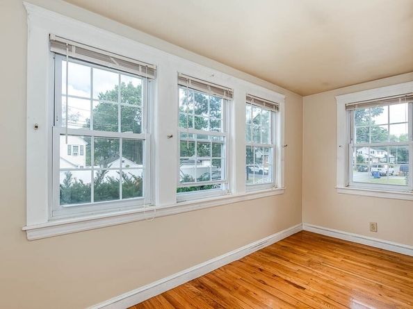 1277 N Main St, Randolph MA 02368