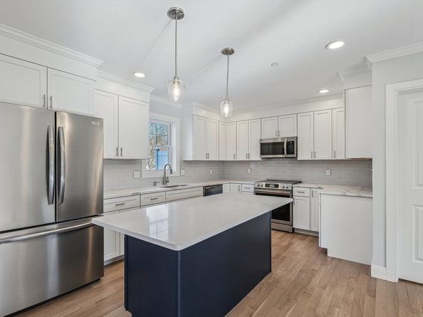 3 Hickory Hill Rd B, Wakefield MA 01880