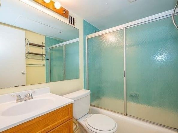 70 Southbridge St 310, Worcester MA 01608