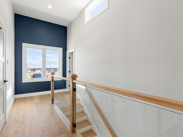 308 Newton Street 1A, Waltham MA 02453