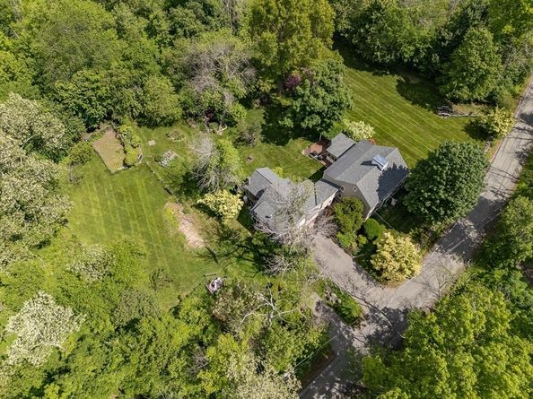 100 Turkey Hill Road, Newburyport MA 01950