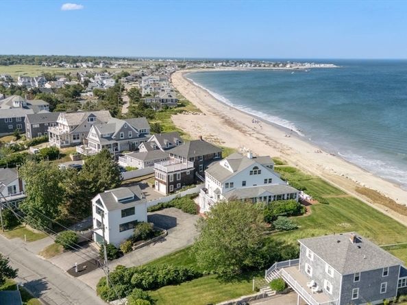 71 Gurnet Rd, Duxbury MA 02332
