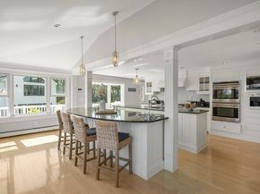 71 Gurnet Rd, Duxbury MA 02332