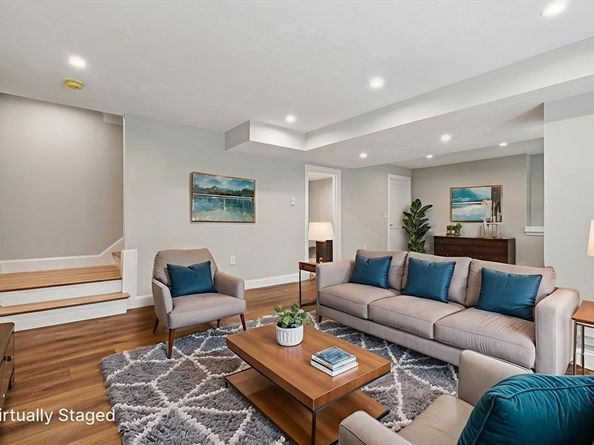 27 James Road 1, Upton MA 01568