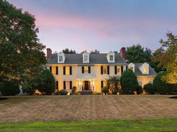 64 Cochichewick Dr, North Andover MA 01845