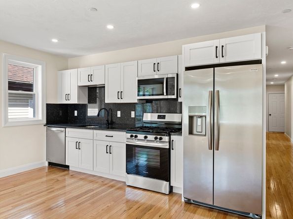21 Thornton St 3, Revere MA 02151
