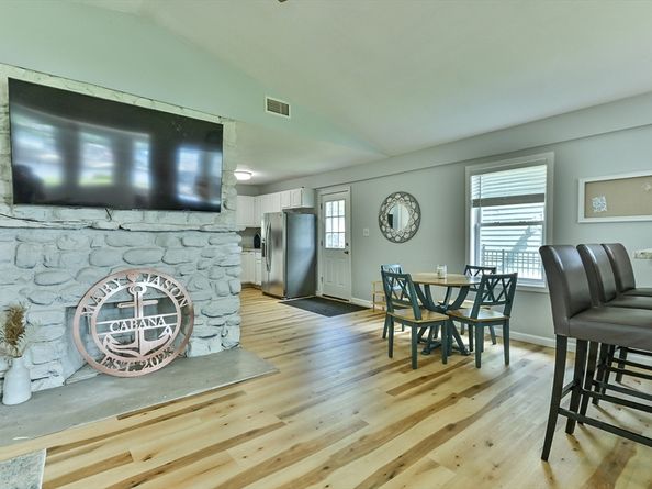 23 Lakeview Rd., Webster MA 01570