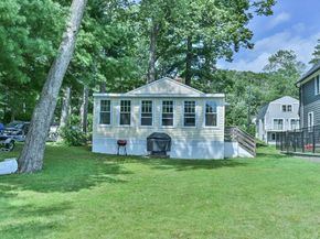 23 Lakeview Rd., Webster MA 01570