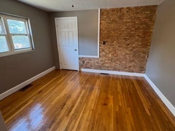 30 Linden Ter, Lynn MA 01902