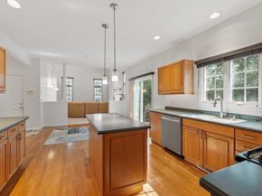 34 Muir Way, Marlborough MA 01752