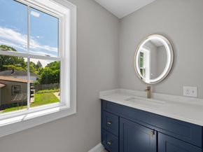 163 N Lake  Ave, Worcester MA 01605
