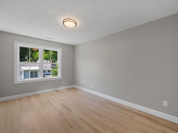 163 N Lake  Ave, Worcester MA 01605