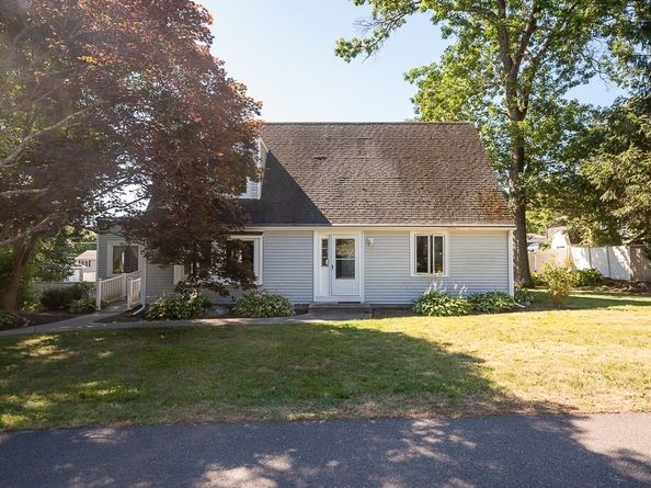 3 Old Cart Rd, Auburn MA 01501