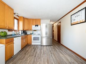 3 Old Cart Rd, Auburn MA 01501