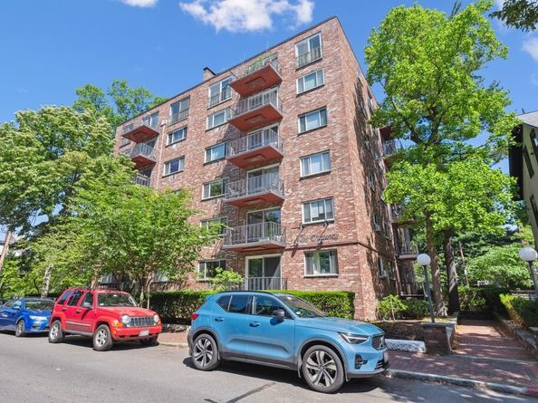 9 Chauncy Street 20, Cambridge MA 02138