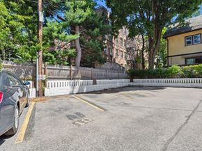 9 Chauncy Street 20, Cambridge MA 02138