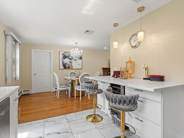 282 Crescent St, West Bridgewater MA 02379