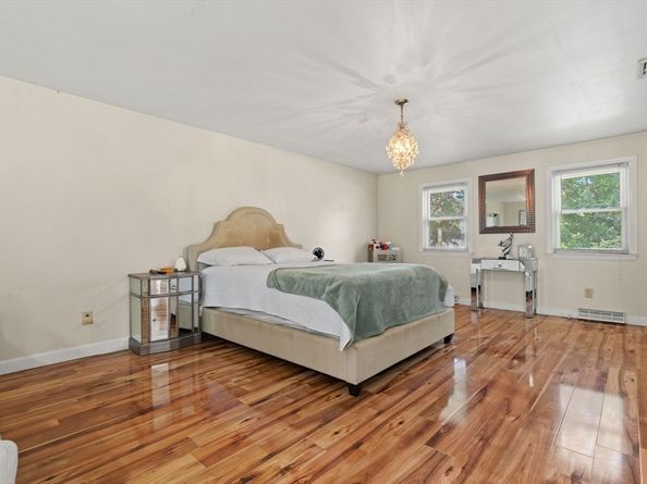 282 Crescent St, West Bridgewater MA 02379