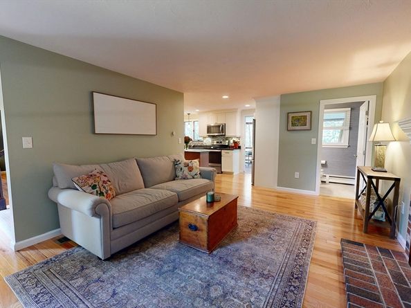 15 Ridge St, Millis MA 02054