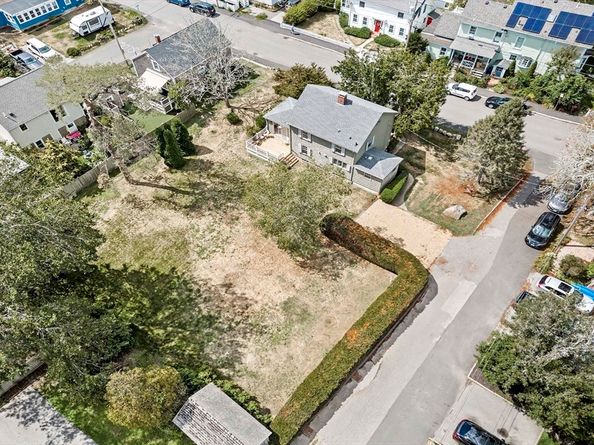 84 Mount Pleasant Avenue, Gloucester MA 01930