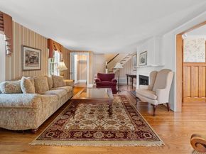 84 Mount Pleasant Avenue, Gloucester MA 01930