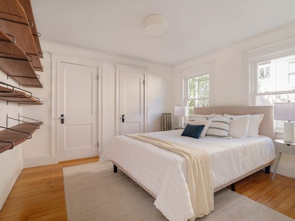 14 Hosmer St 1, Watertown MA 02472