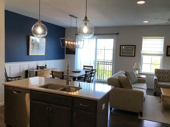 2 Mariners Way 301, Plymouth MA 02360