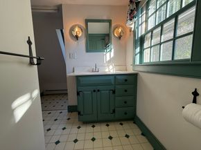 196 N Spencer Rd, Spencer MA 01562