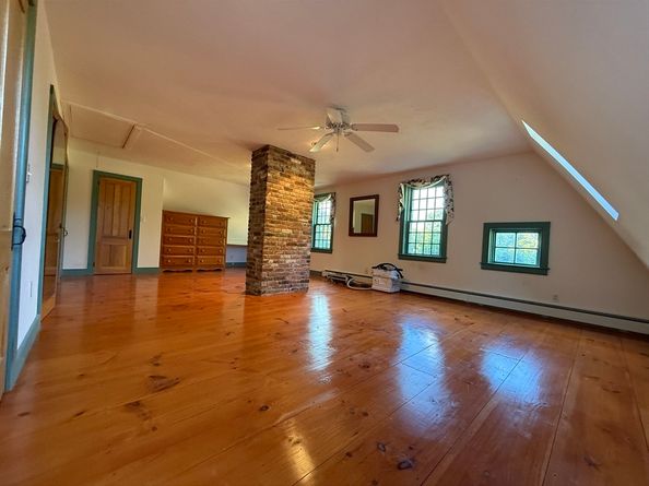 196 N Spencer Rd, Spencer MA 01562