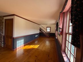 196 N Spencer Rd, Spencer MA 01562
