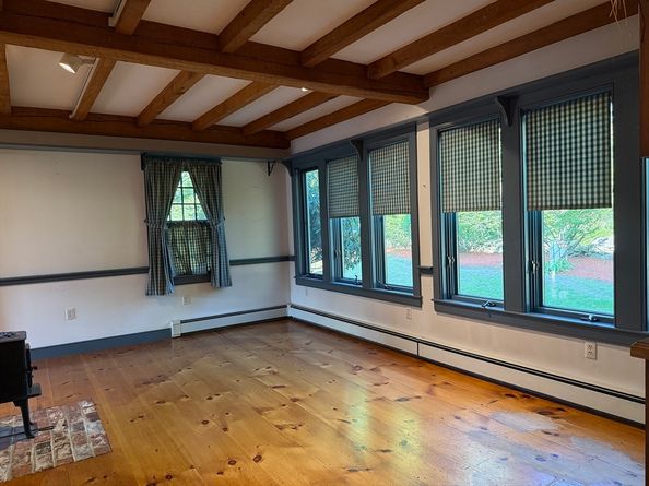 196 N Spencer Rd, Spencer MA 01562