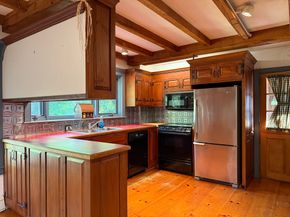 196 N Spencer Rd, Spencer MA 01562