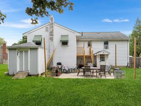 78 Apple D Or Rd, Framingham MA 01701