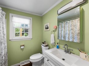 78 Apple D Or Rd, Framingham MA 01701