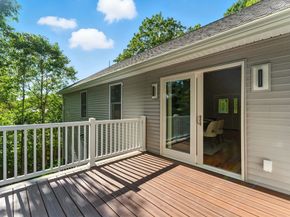 21 Hospital Hill Rd, Gardner MA 01440