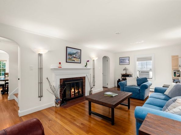 75 Westland Rd, Weston MA 02493