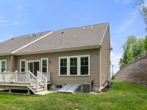 101 White Pond Way 101, Sudbury MA 01776
