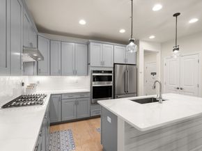 101 White Pond Way 101, Sudbury MA 01776