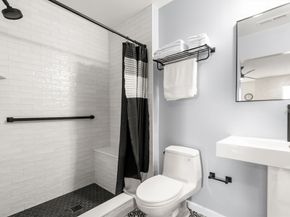 101 White Pond Way 101, Sudbury MA 01776