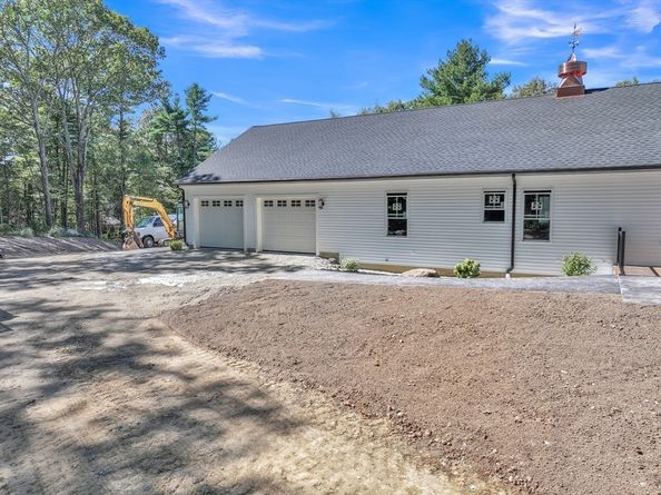 68 Lackey Dam Rd, Sutton MA 01590