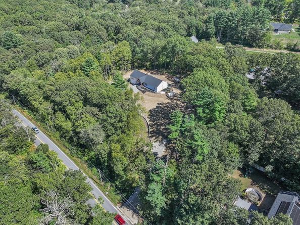 68 Lackey Dam Rd, Sutton MA 01590