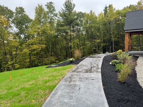 68 Lackey Dam Rd, Sutton MA 01590