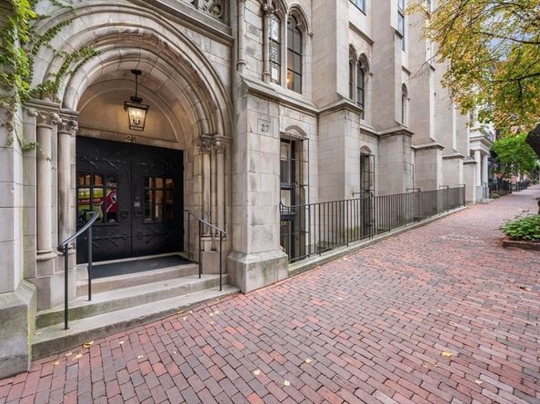 27 Chestnut Street GA, Boston MA 02108
