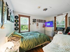5 Robinson St, Webster MA 01570
