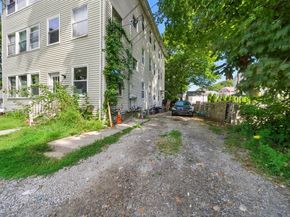 5 Robinson St, Webster MA 01570