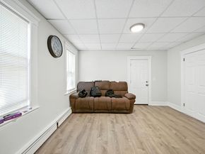 5 Robinson St, Webster MA 01570